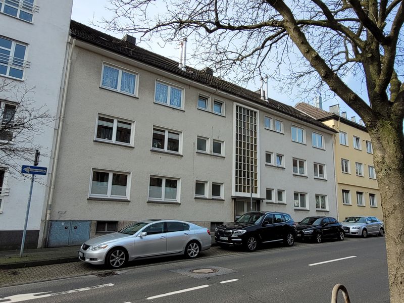 Zentrale 3 Zimmerwohnung mit ruhigem Balkon